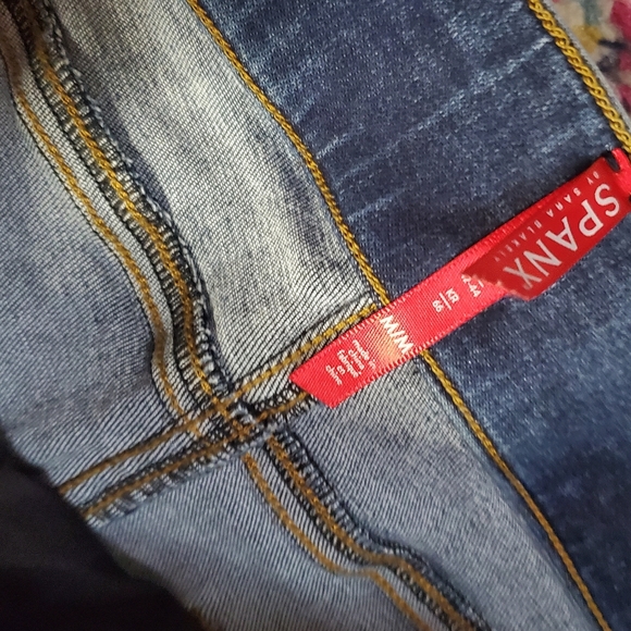 SPANX distressed ankle skinny denim legging - Picture 3 of 5